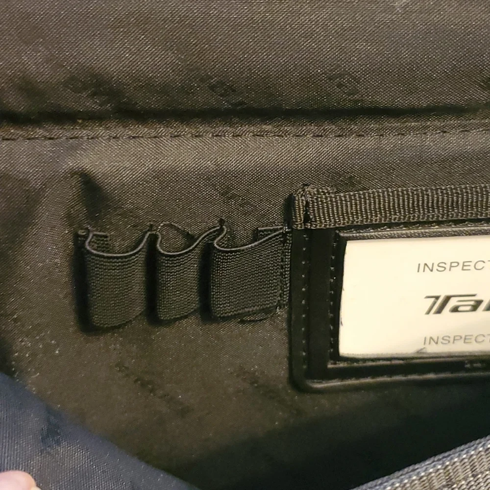 Targus Corporate Traveler Briefcase/Laptop Case